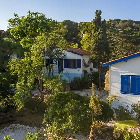 Les Maisons De Pecheur Avec Jacuzzi *